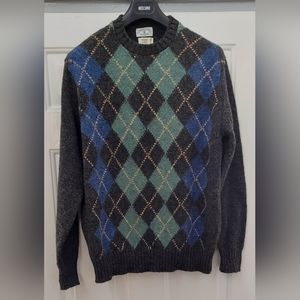 H. STOCKTON ATLANTA MEN'S ARGYLE SHETLAND ALL WOOL SWEATER SIZE 44 NWOT ENGLAND
